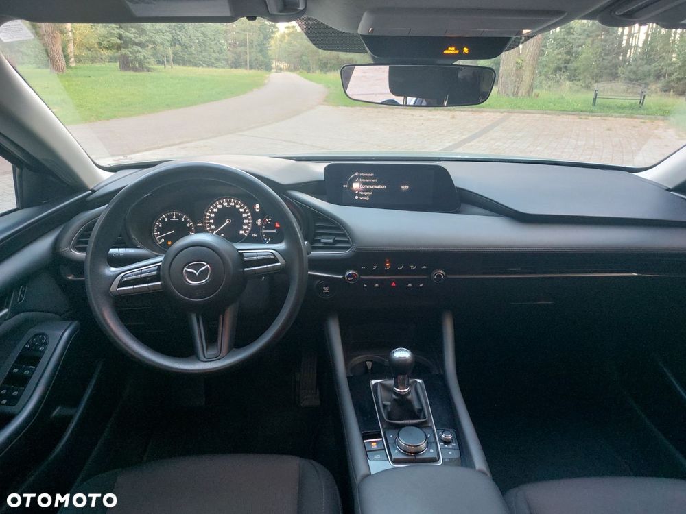 Mazda 3 - 8