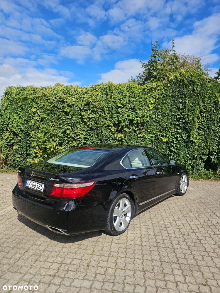 Lexus LS 460 Dynamic Line + Impression Line - 25