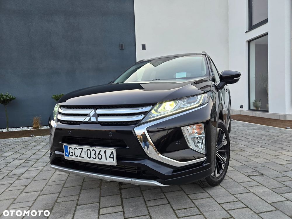 Mitsubishi Eclipse Cross 1.5 T GPF Intense Pro CVT 4WD - 40