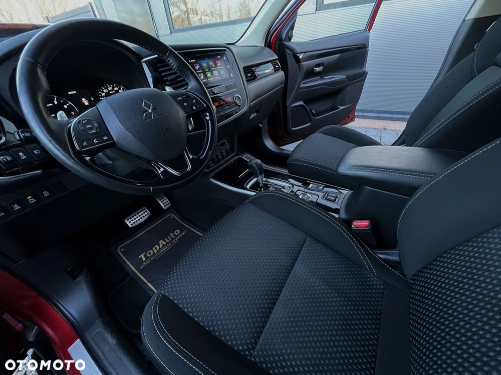 Mitsubishi Outlander 2.0 Intense + SDA 4WD CVT - 19