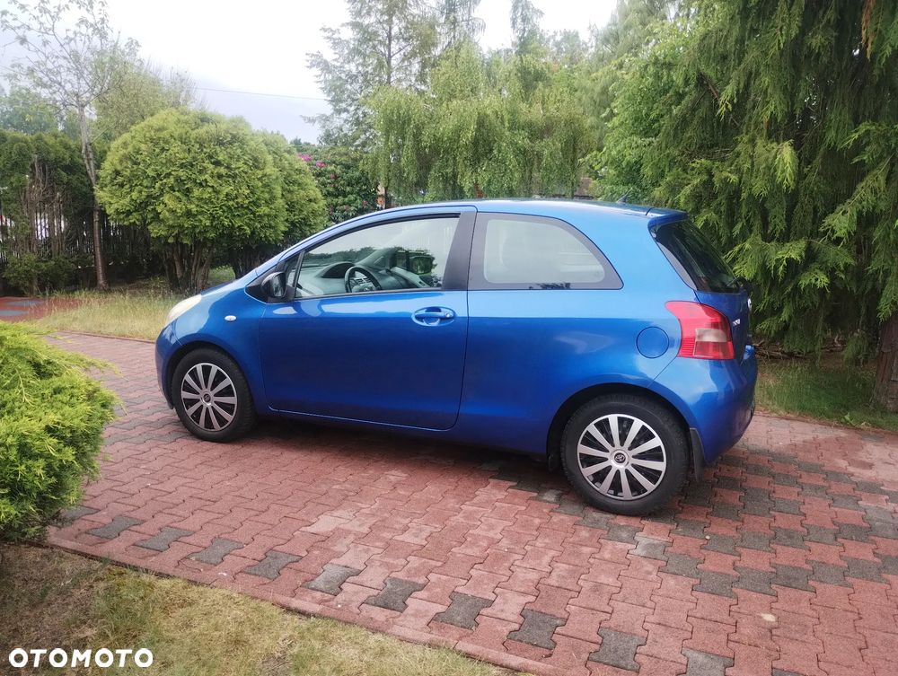 Toyota Yaris - 7