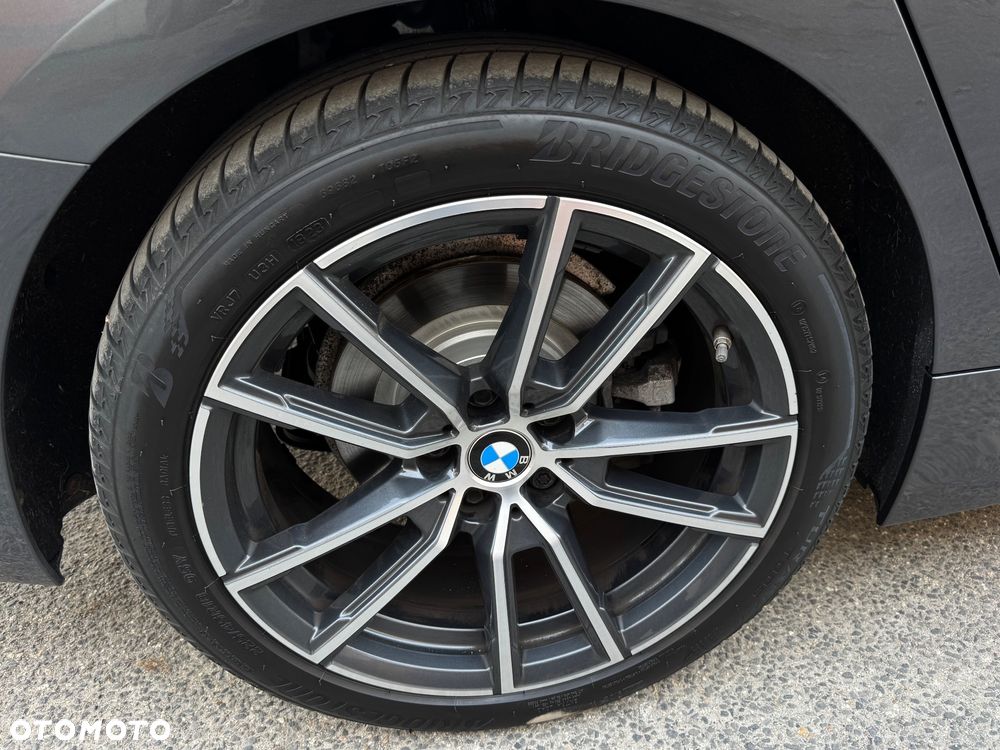 BMW Seria 3 320d Luxury Line - 34