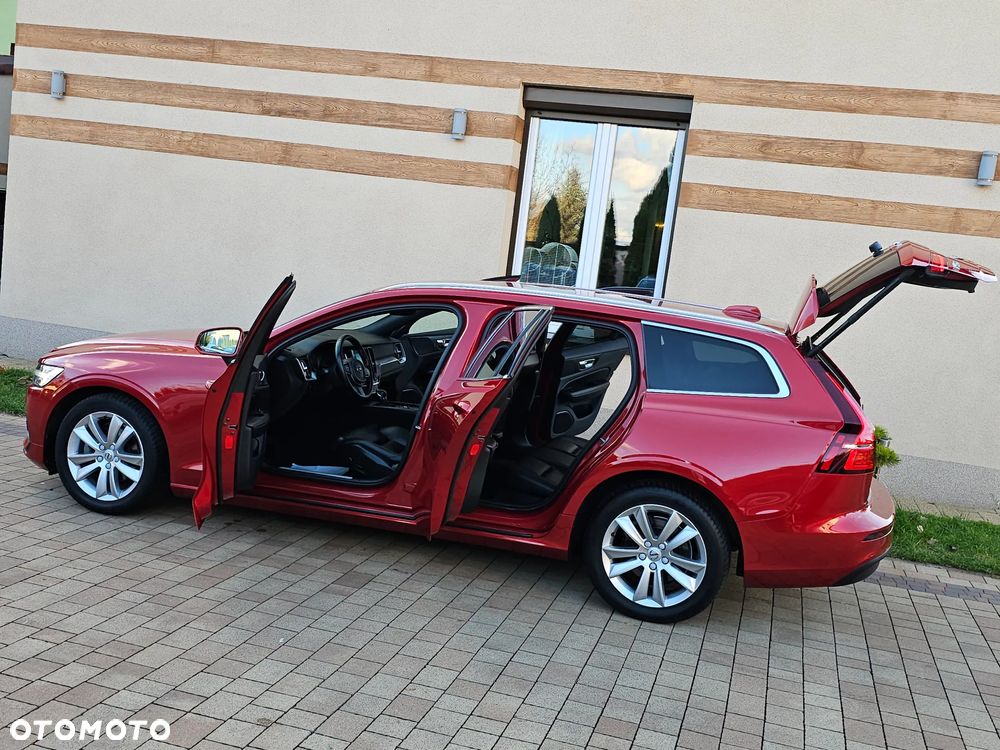 Volvo V60 D3 Geartronic Momentum Pro - 17