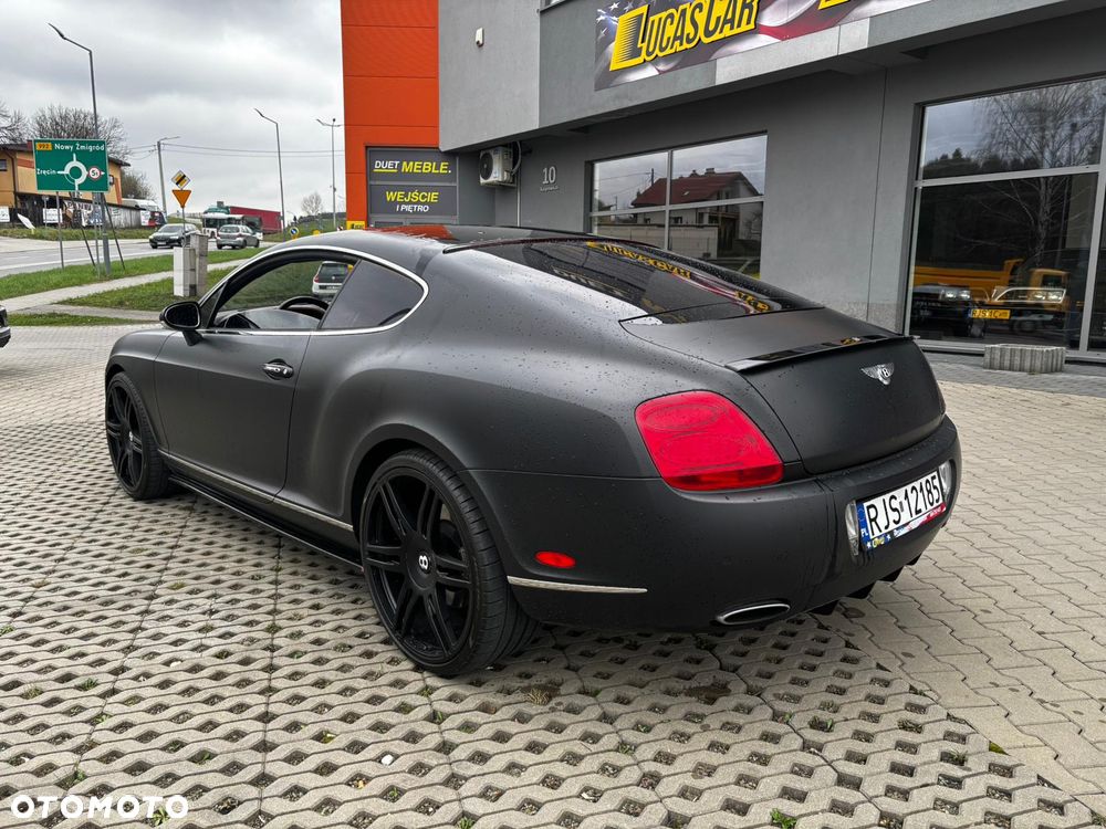 Bentley Continental GT - 10