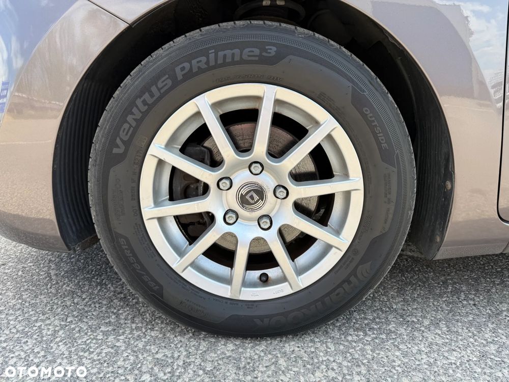 Hyundai i30 1.4 Comfort - 25