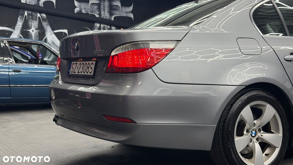 BMW Seria 5 525i - 8