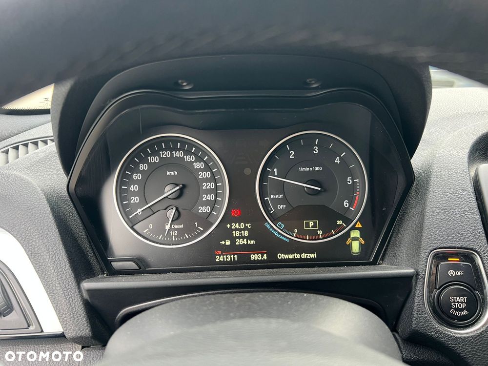 BMW Seria 1 120d - 11