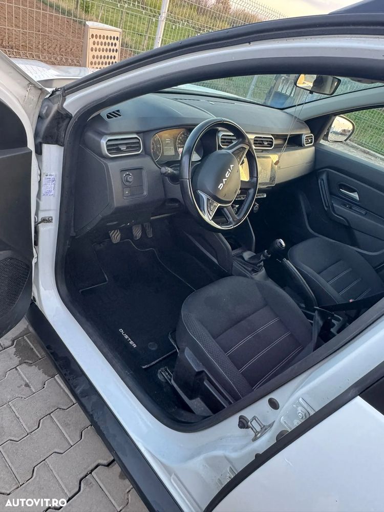 Dacia Duster TCe 90 Essential - 12