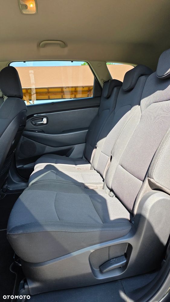 Kia Carens 1.6 GDI S 7os - 14