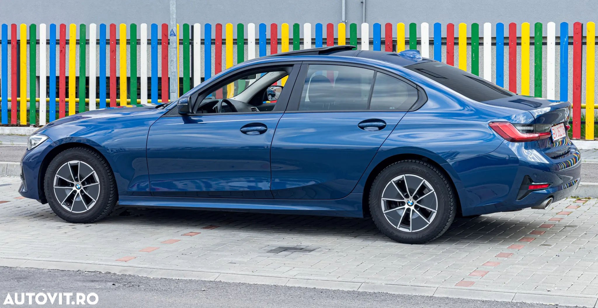 BMW Seria 3 320i AT - 19