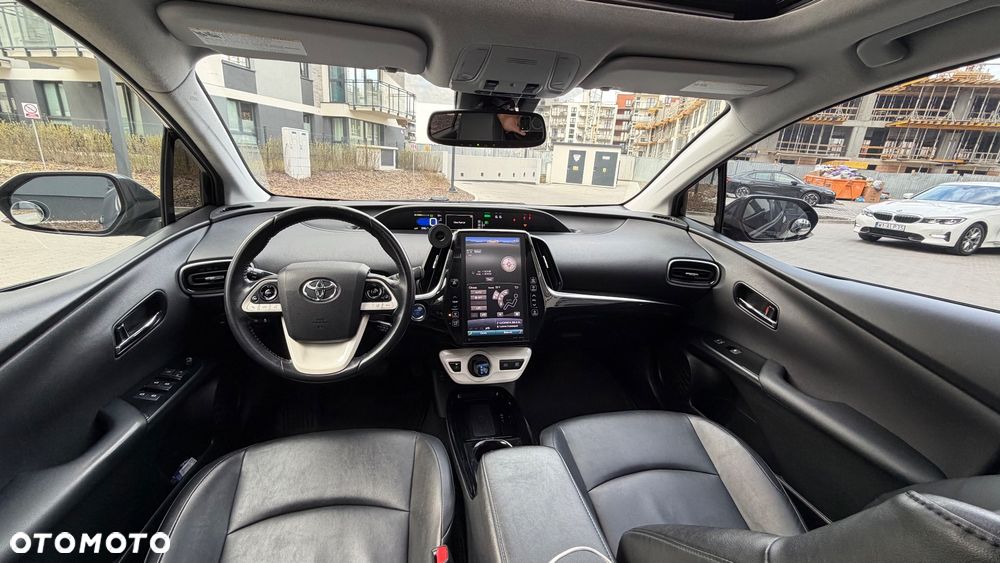 Toyota Prius 1.8 Hybrid Prestige - 8