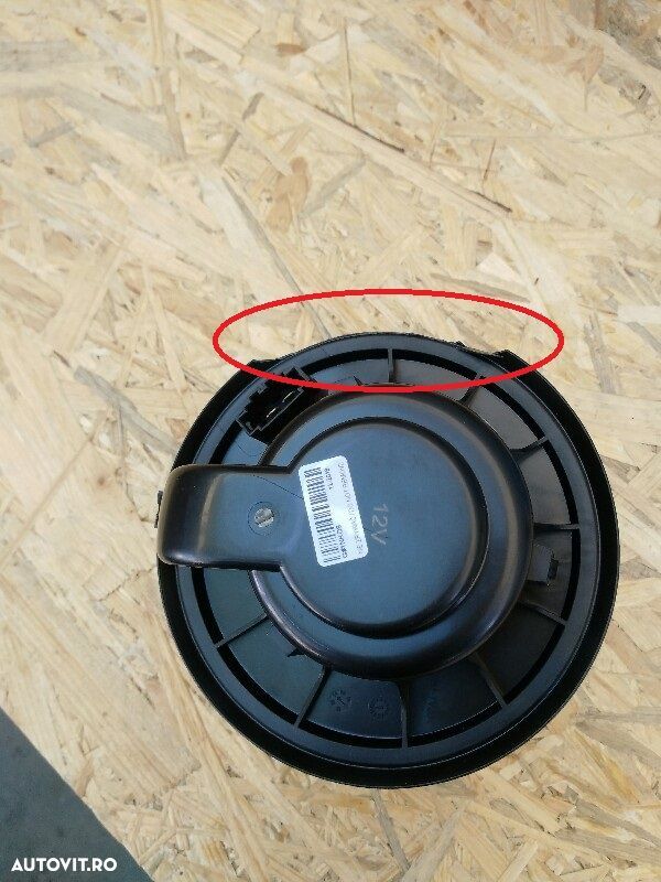 Ventilator habitaclu Audi Q7 2005-2015, Seat Alhambra 2010-, Vw T5 Transporter 2003-2016; Sharan (7N) 2010-; Touareg 2002-2010, diametru 135mm, cu 2 pini - Produs Resigilat - 3