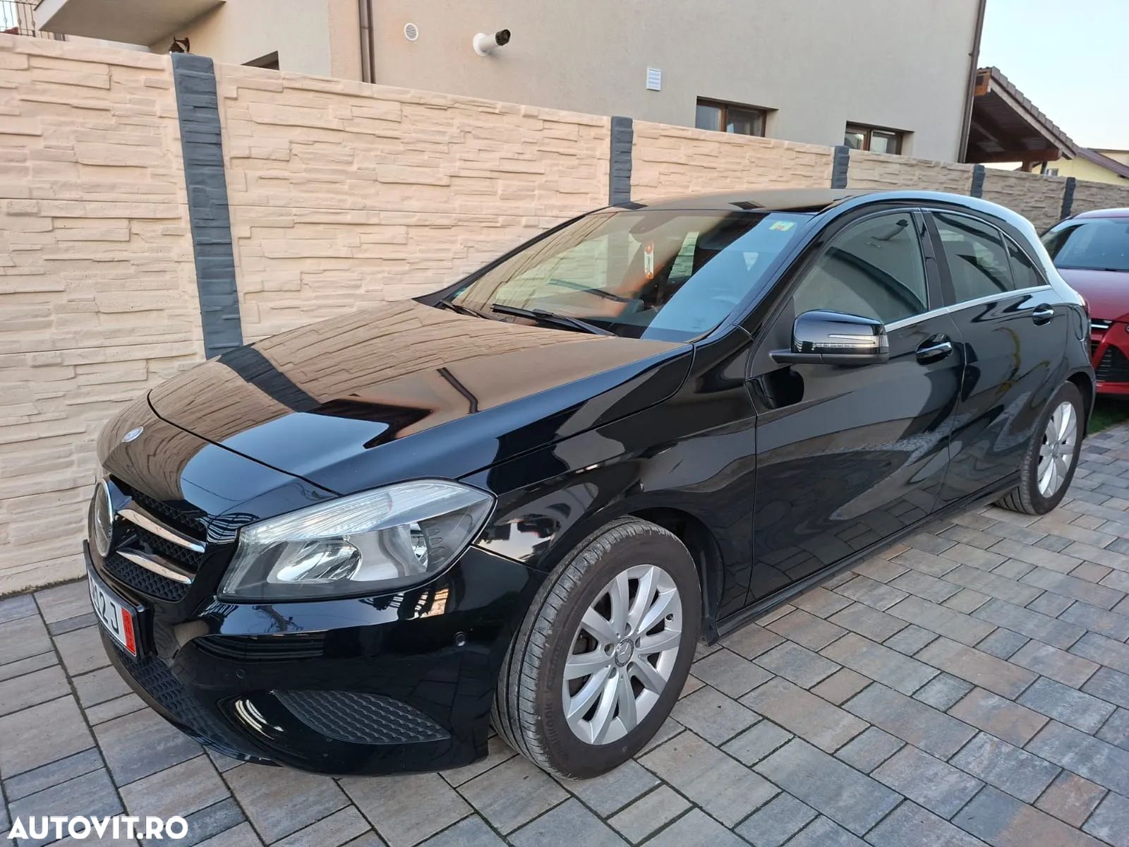 Mercedes-Benz A 180 BlueEFFICIENCY Edition - 1