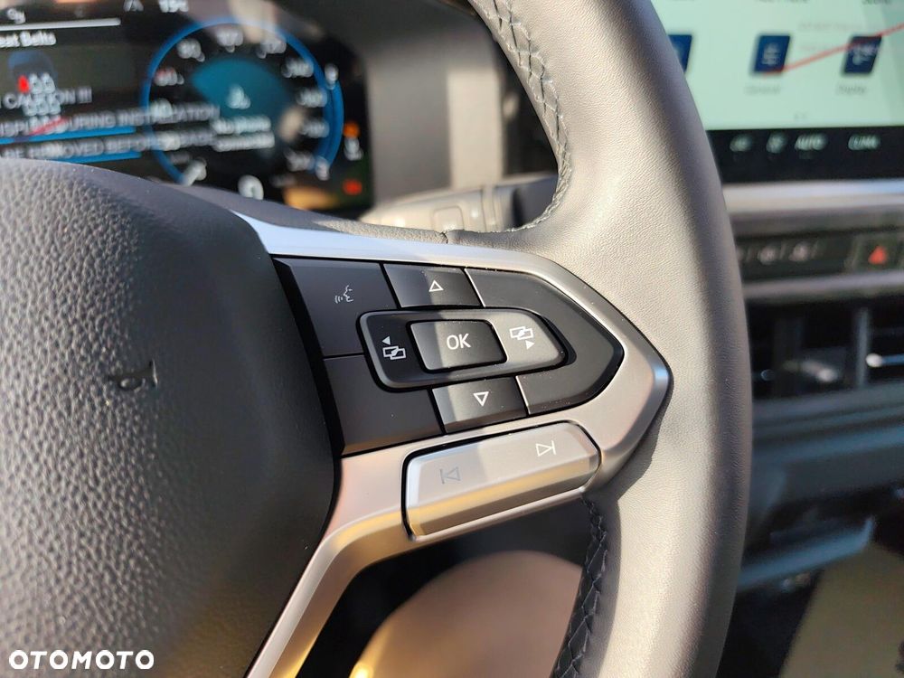 Volkswagen Caravelle - 19