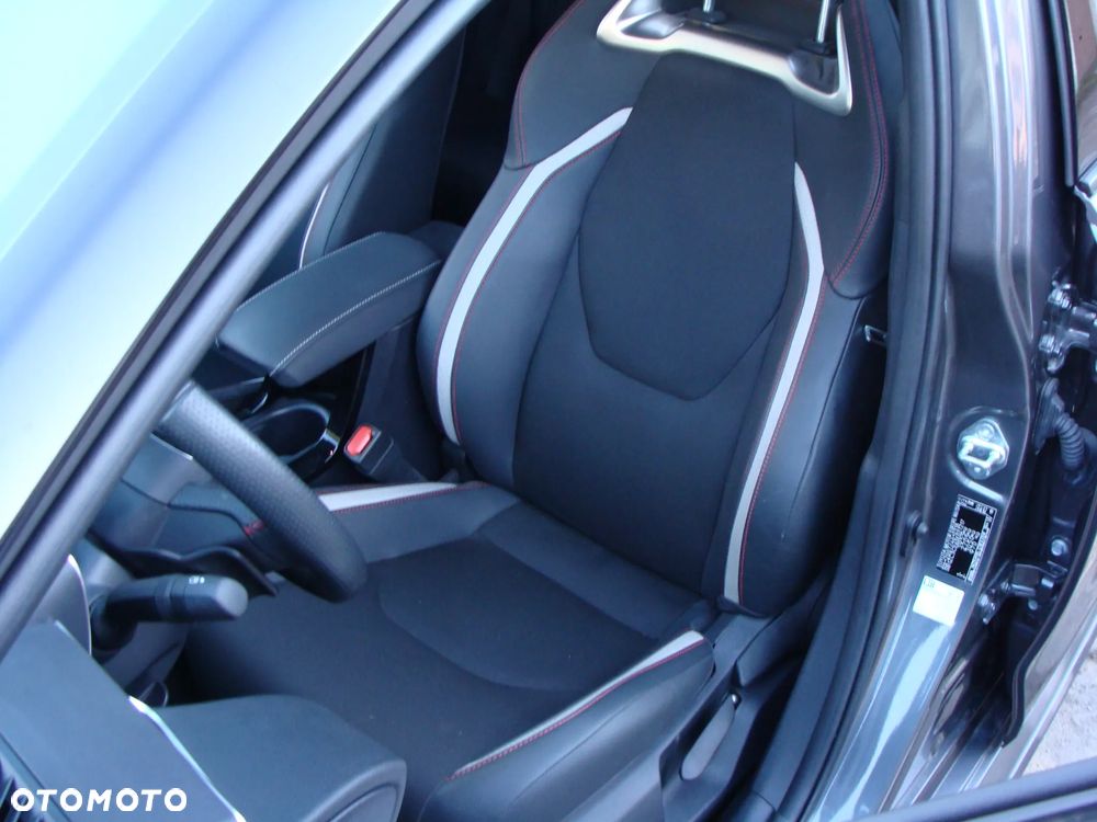 Toyota Corolla 2.0 GR Sport - 8