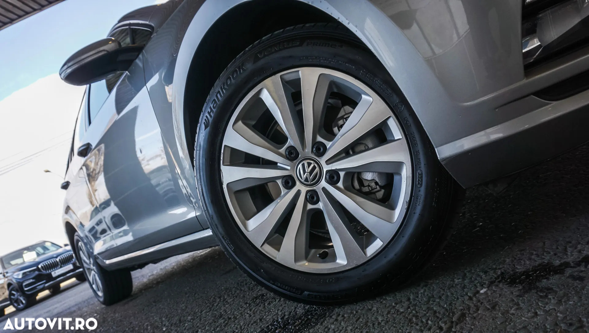 Volkswagen Golf 1.6 TDI DSG Comfortline - 32