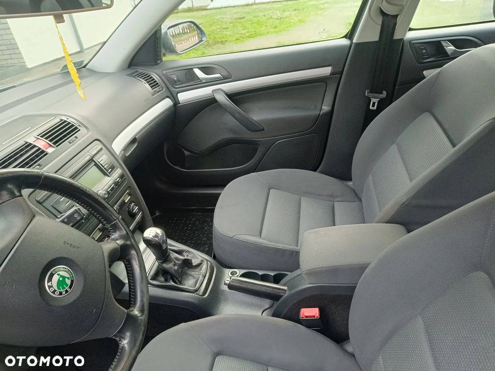 Skoda Octavia - 10
