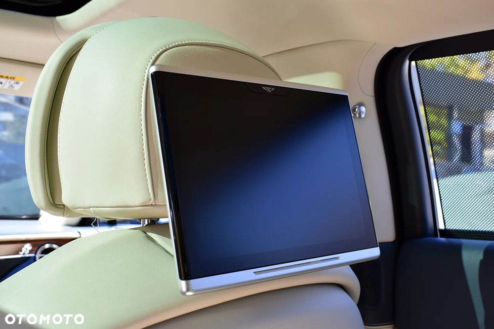 Bentley Flying Spur W12 S - 25