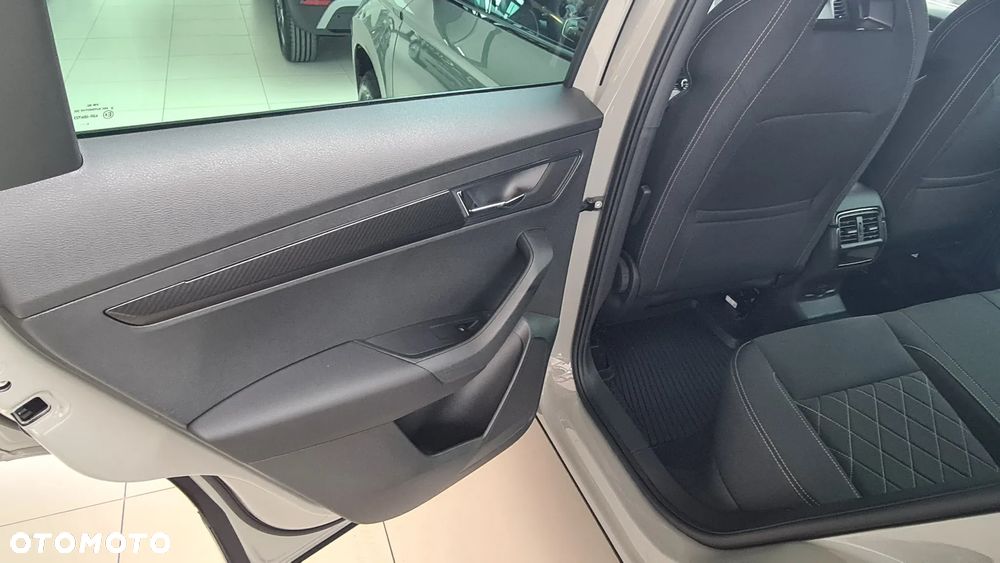 Skoda Karoq 1.5 TSI ACT Sportline DSG - 9