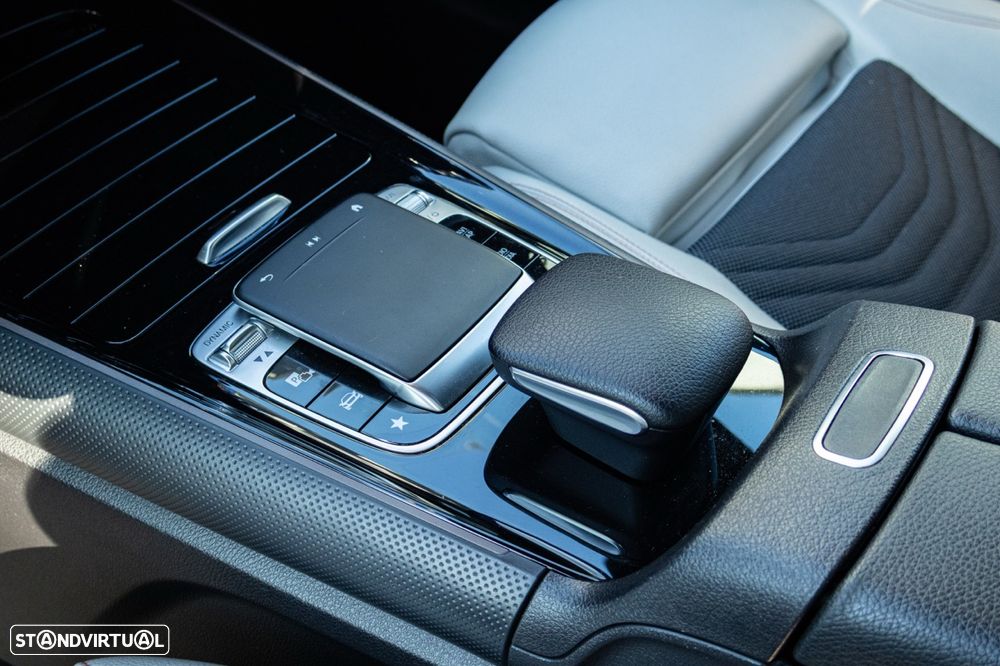 Mercedes-Benz B 220 d Style Plus - 13