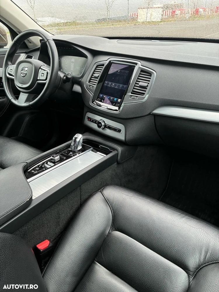 Volvo XC 90 - 33