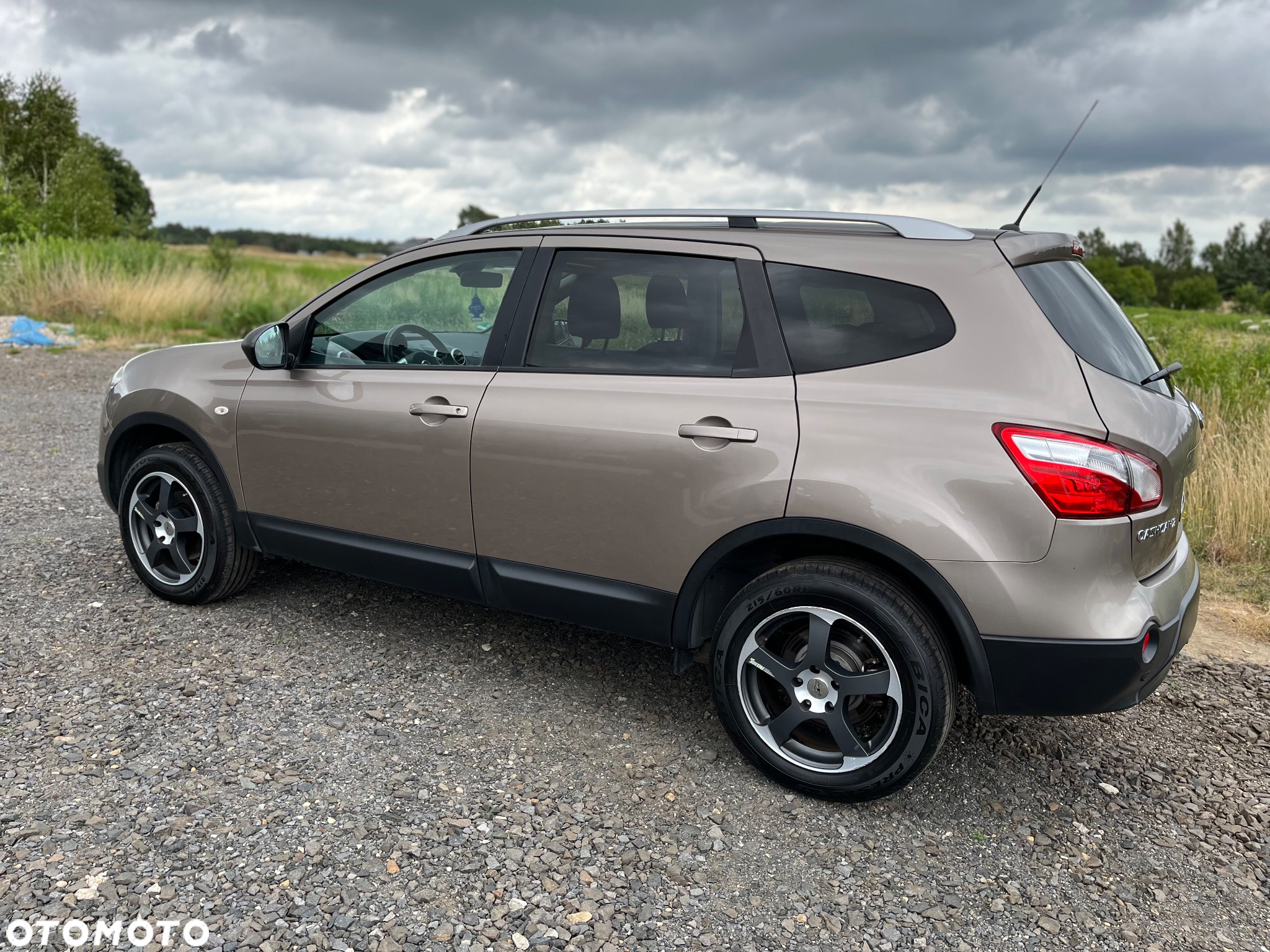 Nissan Qashqai+2 2.0 Acenta - 12