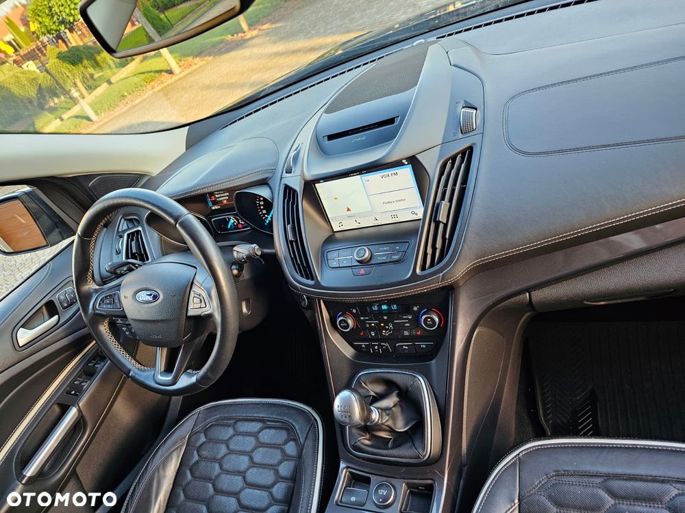 Ford Kuga 2.0 TDCi 4x4 Vignale - 31