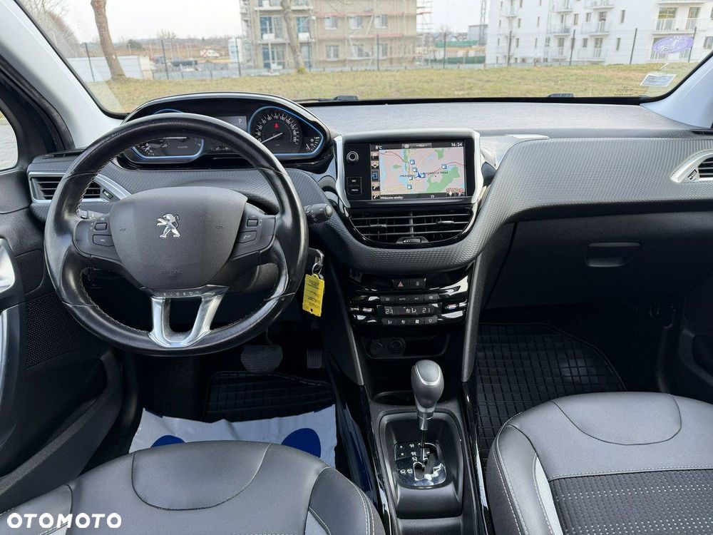 Peugeot 2008 PureTech 110 Stop&Start EAT6 Allure - 22