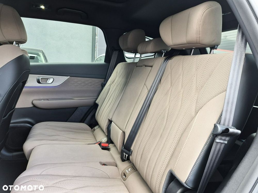 Chery Tiggo 8 1.5 T-GDI Super Hybrid Prestige DCT - 27