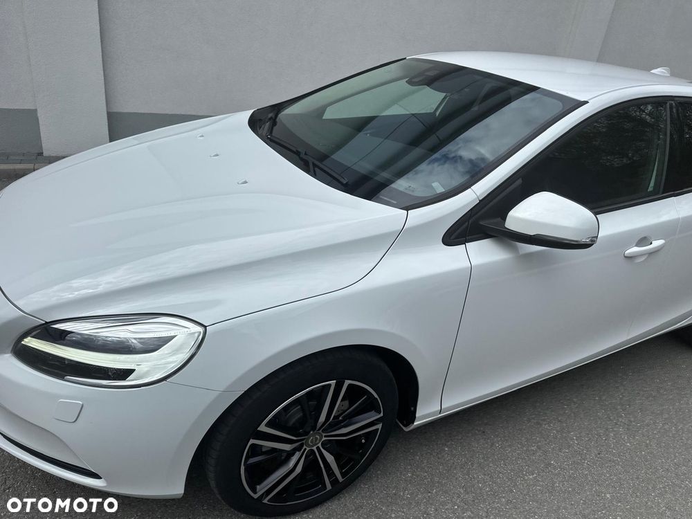 Volvo V40 D2 Drive-E Momentum - 13