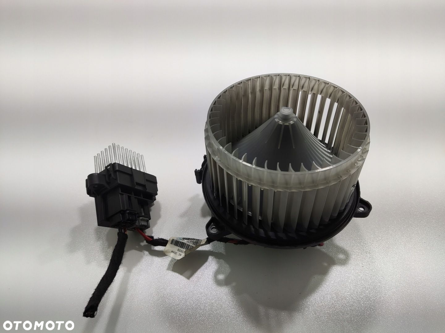 WENTYLATOR DMUCHAWA NAWIEWU OPEL INSIGNIA I A 13-17 LIFT 13263279 13598091 - 2