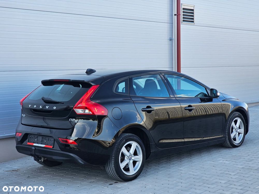 Volvo V40 D2 Kinetic - 13