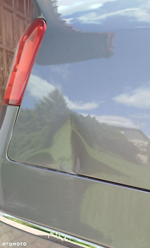 Volkswagen Passat 1.9 TDI DPF Trendline - 8