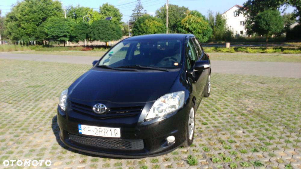 Toyota Auris 1.6 Comfort - 1