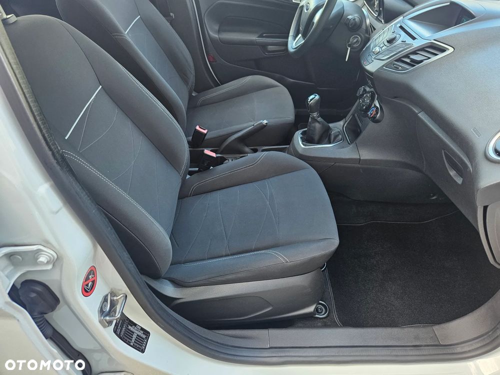 Ford Fiesta 1.25 Silver X (Ambiente) - 12