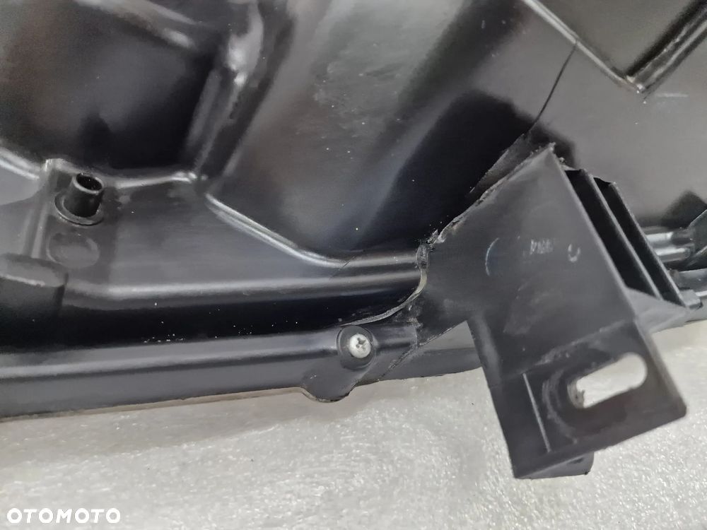 NISSAN X-TRAIL T31 07- PRAWA ZWYKŁA LAMPA PRZEDNIA PRZÓD , NR ICHIK0H1786 , NR AUKCJI LA226 - 14