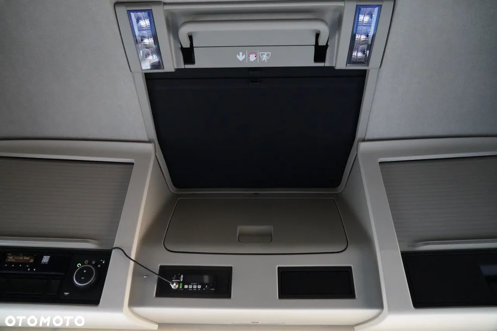 Volvo FH 460 / KLIMATYZACJA POSTOJOWA  / I SAVE / 2023R - 33