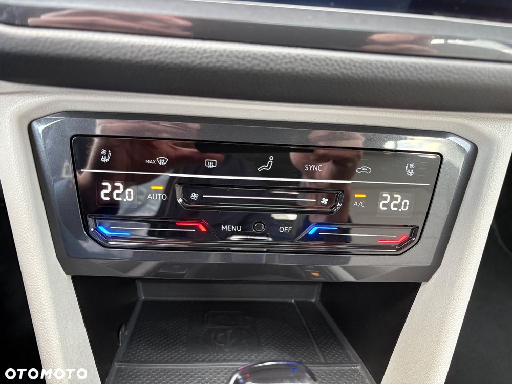 Volkswagen Tiguan Allspace 2.0 TDI 4Mot Elegance DSG - 30