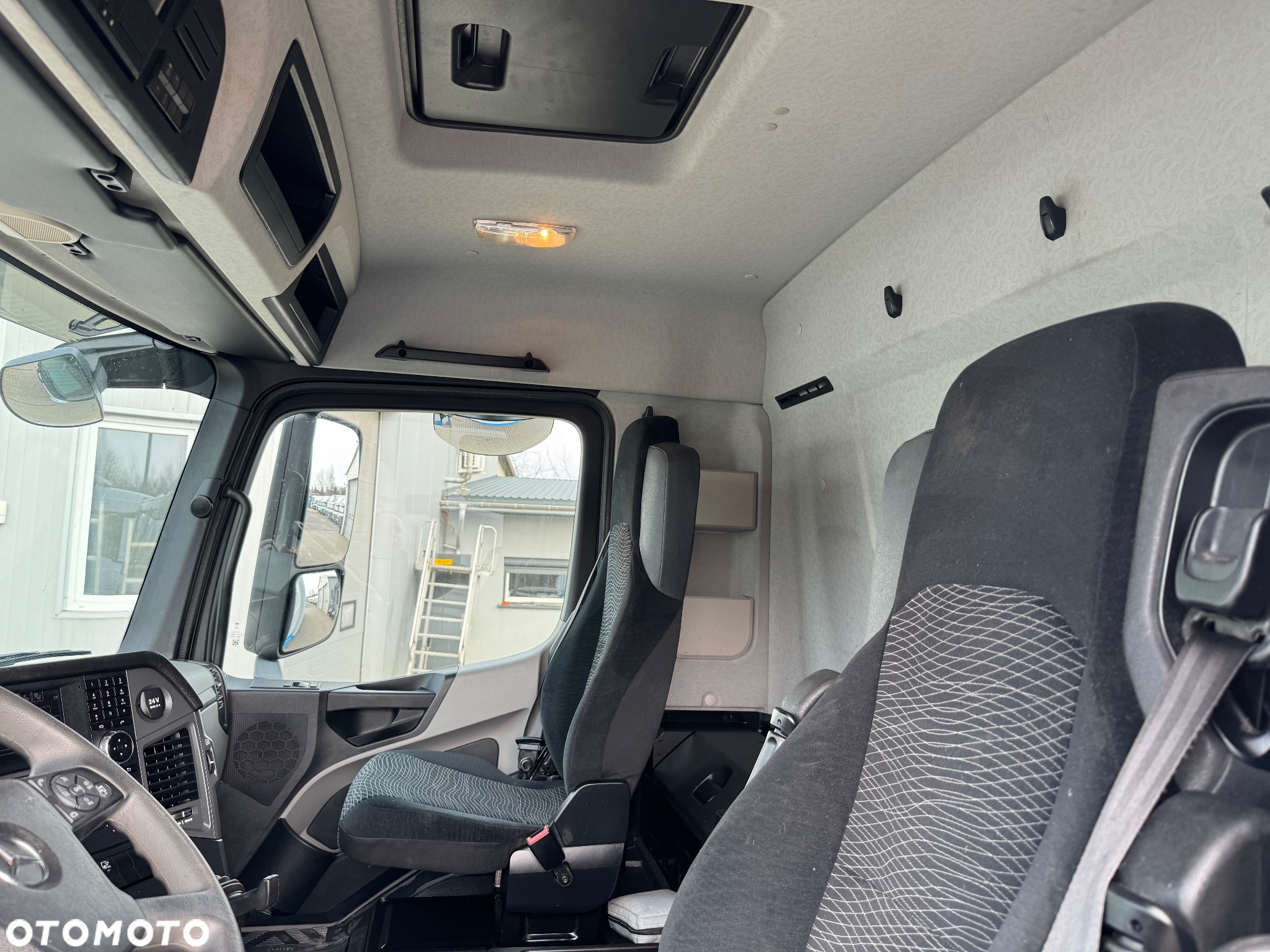 Mercedes-Benz Actros/Antos - 8