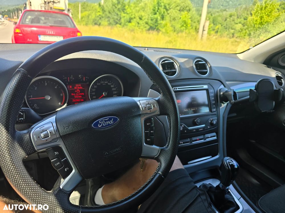 Ford Mondeo 2.0 TDCI PowerShift Business Class - 8