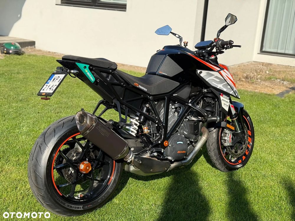 KTM Super Duke - 19
