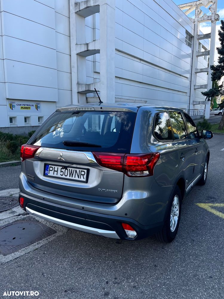 Mitsubishi Outlander 2.2 DI-D AS&G 6MT 4WD Invite A01 - 5