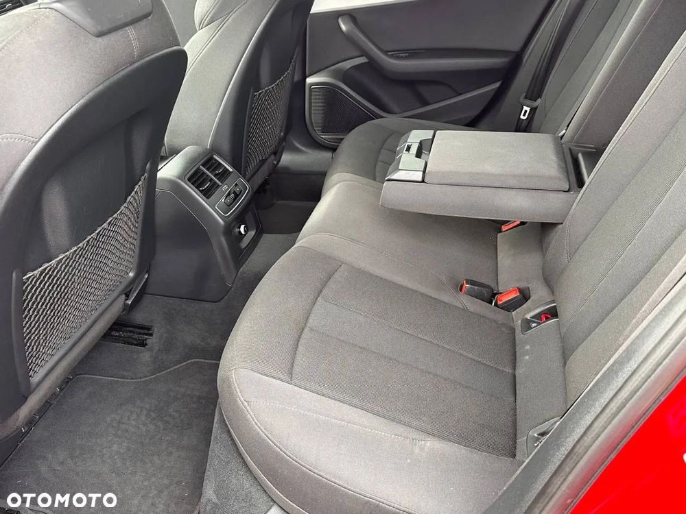 Audi A4 Avant 2.0 TDI - 7