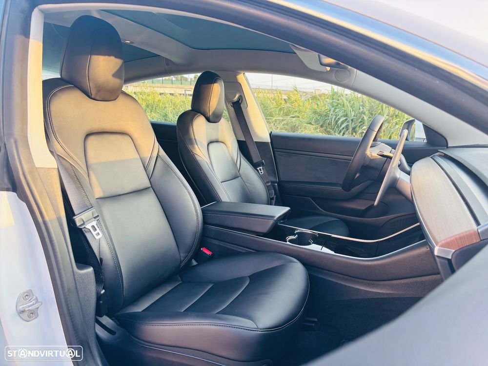Tesla Model 3 Standard Range Plus RWD - 11