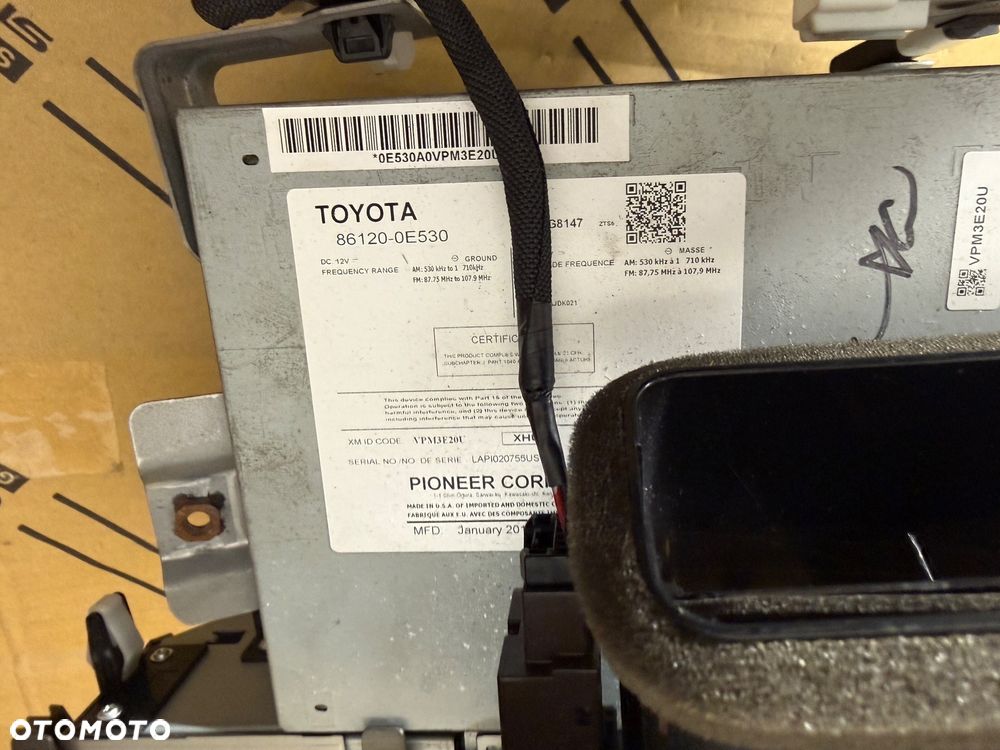 Radio Lexus RX350/ 450h 09-13r. Nr. 86120-0E530. Wersja angielska. - 3