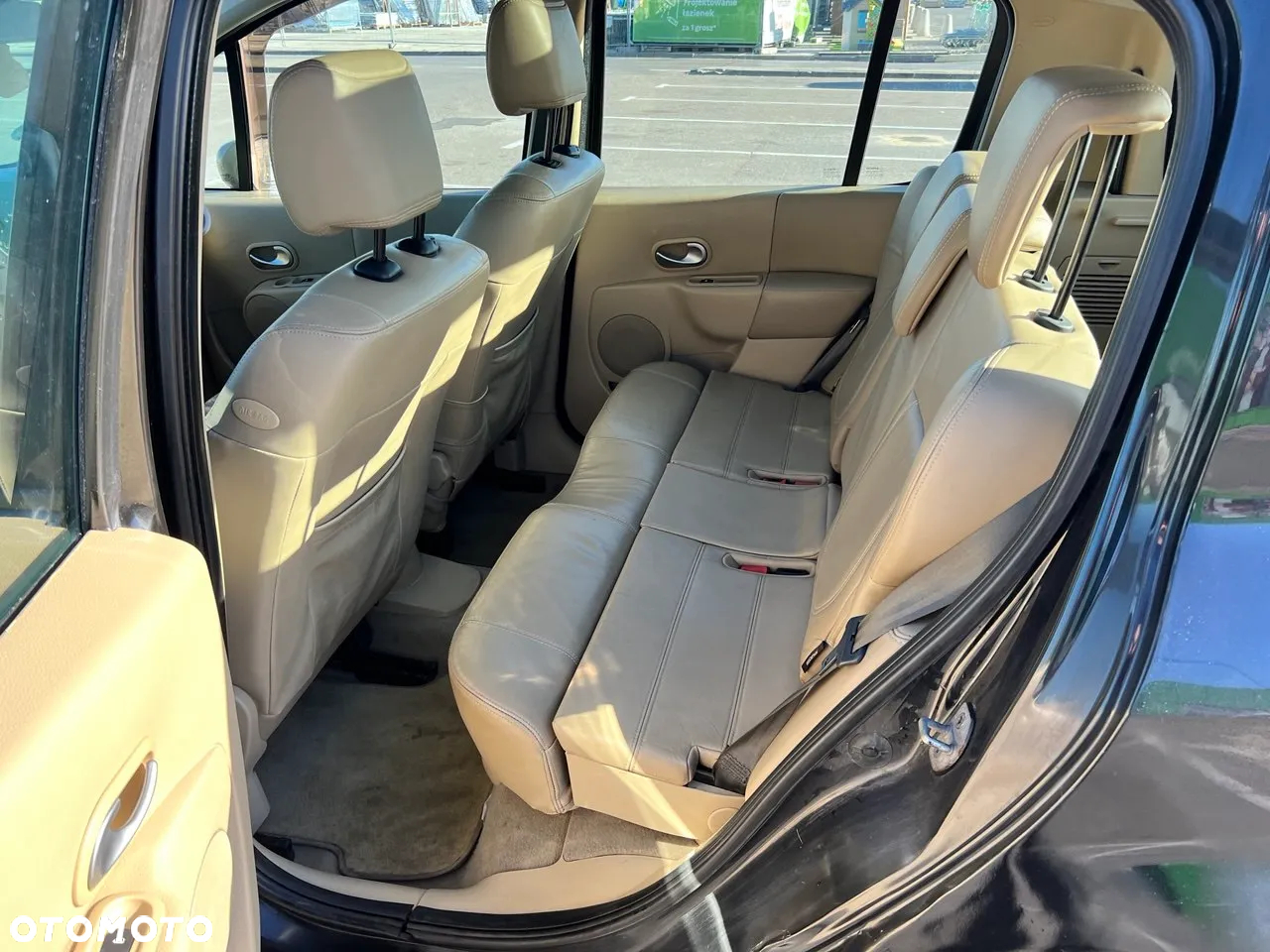 Renault Modus 1.6 16V ESP Privilege - 4