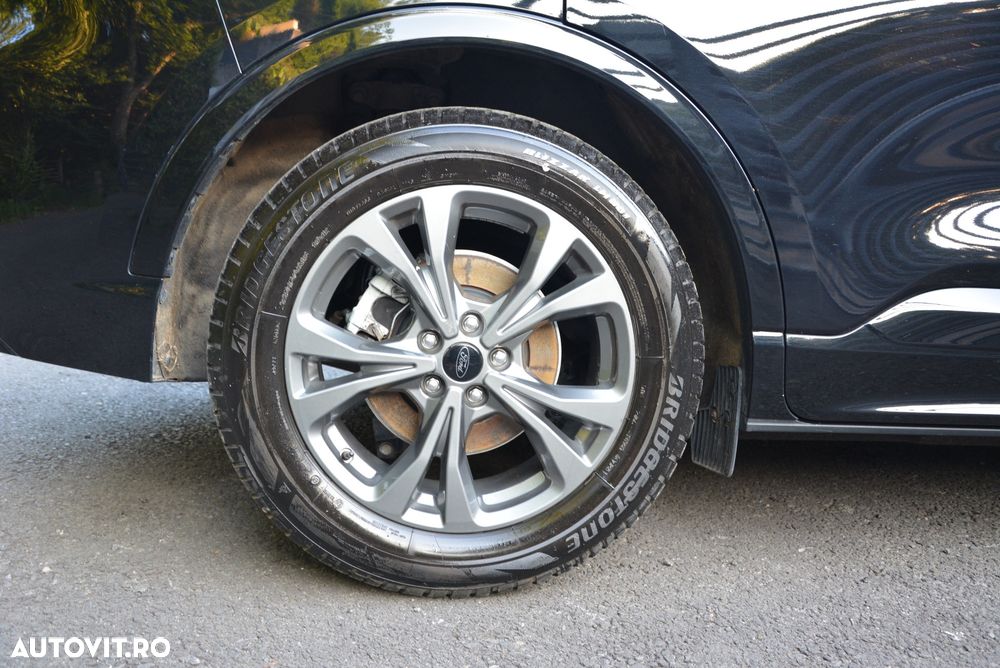 Ford Kuga ver-2-5-duratec-fhev-st--line - 25