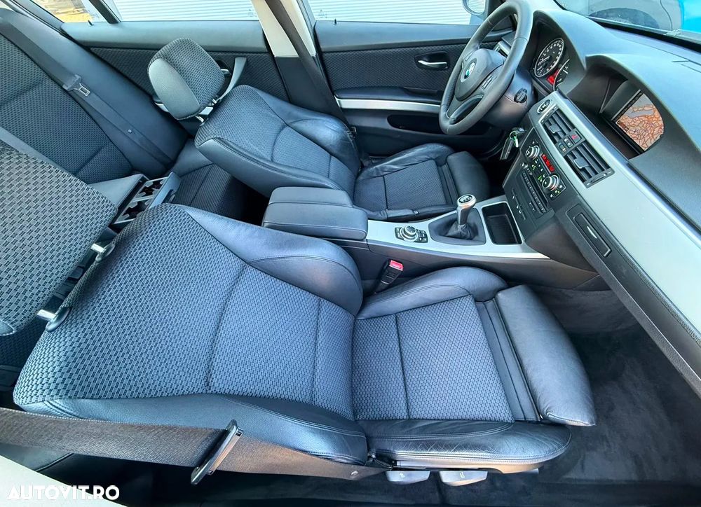 BMW Seria 3 320d xDrive DPF - 17