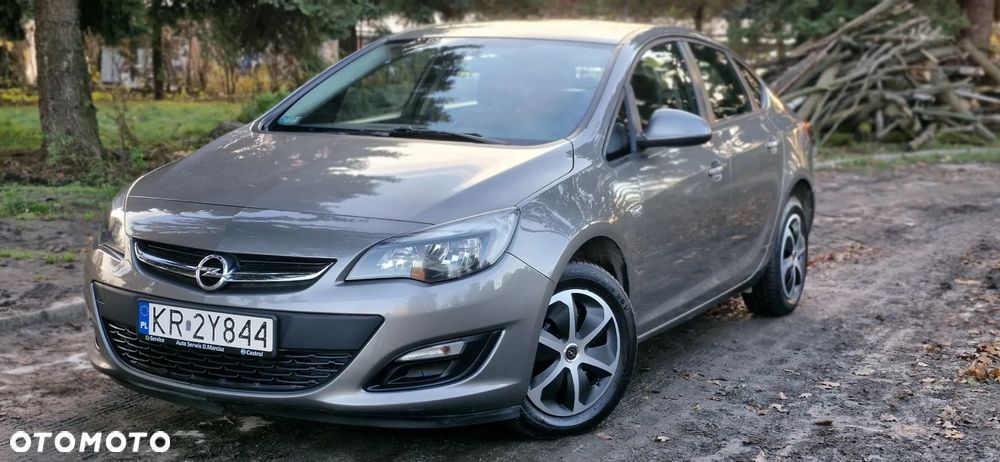 Opel Astra 1.6 Enjoy - 2