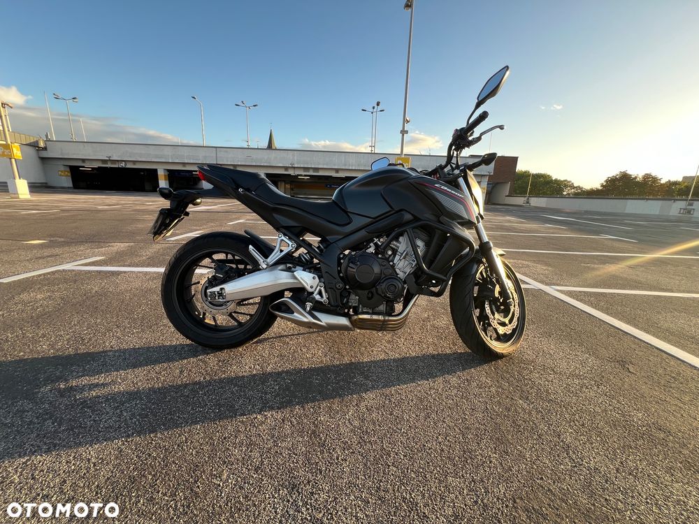 Honda CB - 40